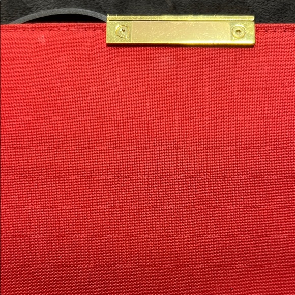 Luis Vuitton Damier Ebene Favorite MM👜⭐️ - Picture 6 of 11